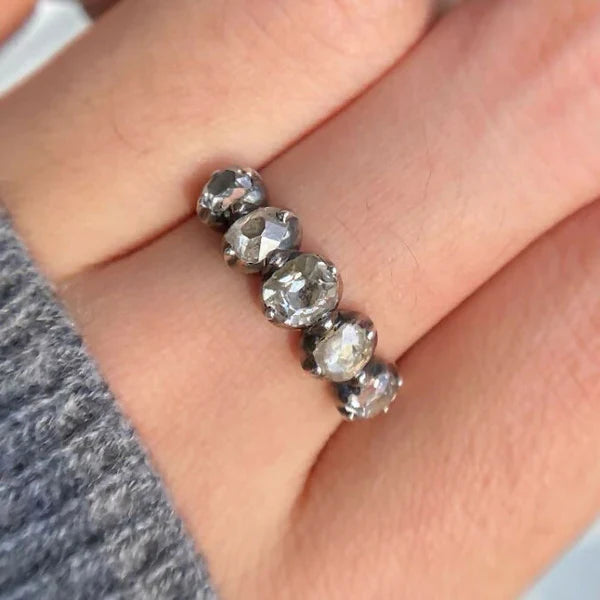 How to Care for Antique Jewellery