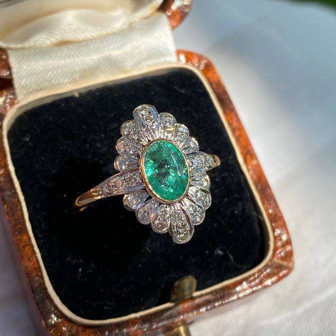 Vintage 18ct Emerald Diamond Navette Ring