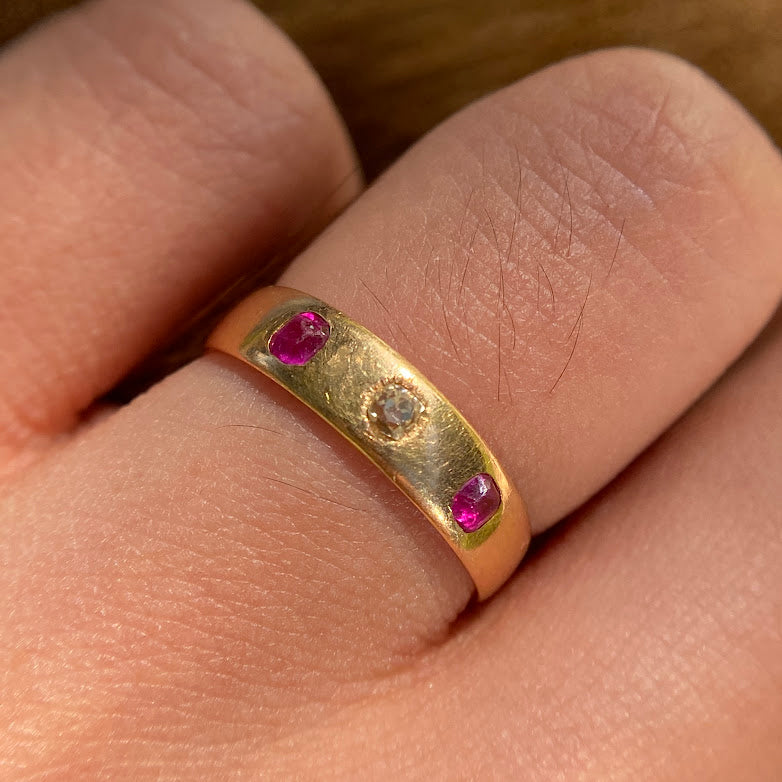 18ct Ruby Diamond Band Birmingham 1939 2.23g