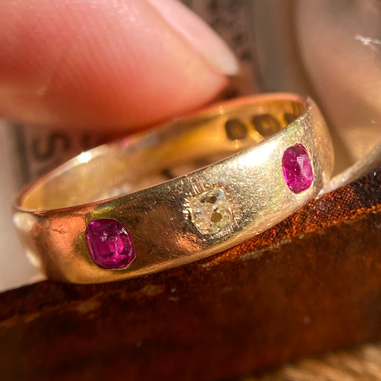18ct Ruby Diamond Band Birmingham 1939 2.23g