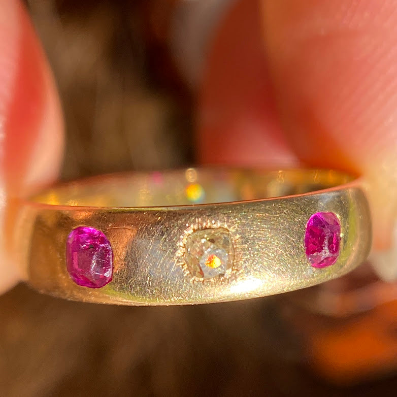 18ct Ruby Diamond Band Birmingham 1939 2.23g